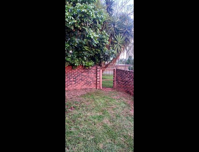 3 BEDROOM TOWNHOUSE FOR SALE IN AQUAPARK